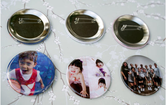 Round 2.50” Buttons, set of 6